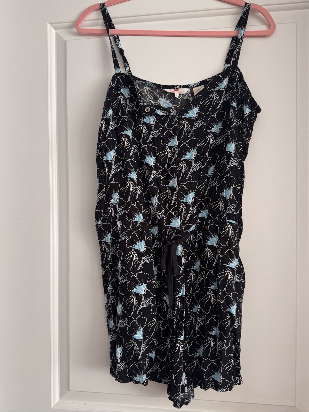 Levi’s Romper Size:L